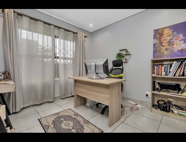 3 BEDROOM APARTMENT FOR SALE IN BROADACRES